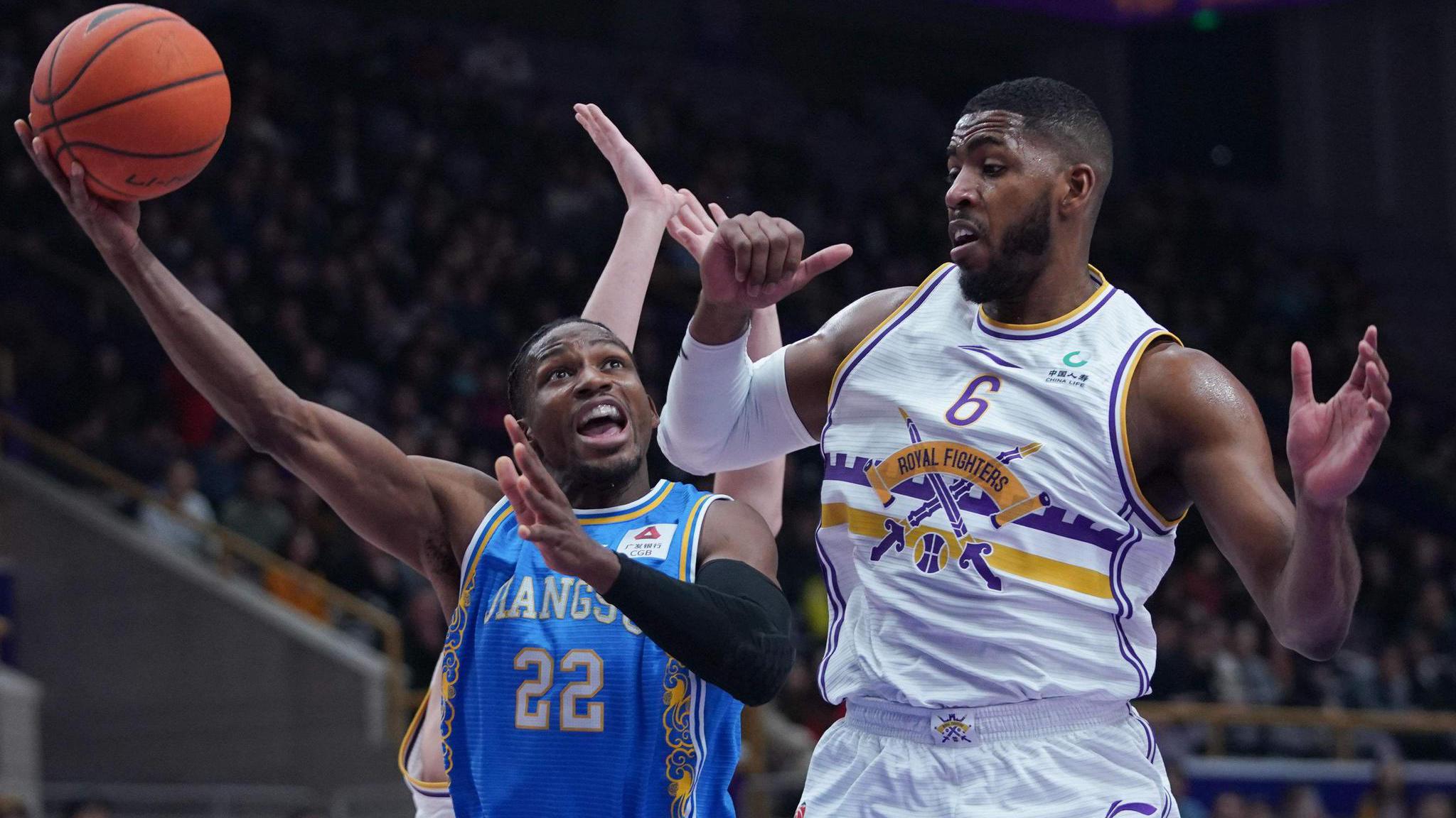 关于Doinb连续三场比赛得分超过连败，瑞士队挑战极限！的信息